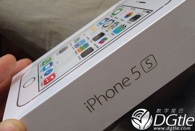 iPhone 5S box